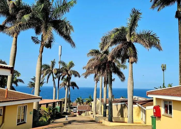 Chaka\'S Rock Beach Chalet 23